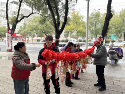 阳光社区：邻里同乐猜灯谜 浓情暖心送元宵