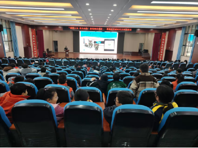 温泉街道黄畈社区：禁毒宣讲进校园 青春无毒向未来  