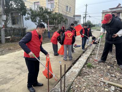 区人社局：传承雷锋精神 践行志愿服务