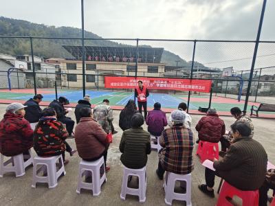 区医保局开展“3·5”学雷锋纪念日主题志愿服务活动