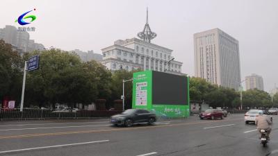 【爱我咸宁·共建家乡】咸安城管：精细“踩点”护航咸马 全力擦亮城市“颜值”