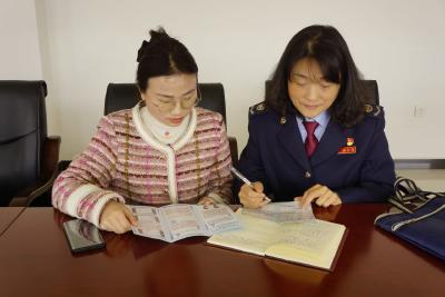 咸安税务：春风赋能宣新政 便民服务助发展