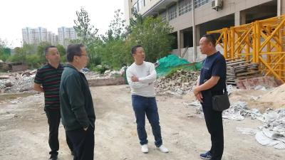 基层人物丨廖磊：两肩担正义 双手解“薪愁”