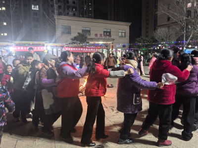官埠桥镇鱼水路社区：欢乐闹元宵 和谐邻里情