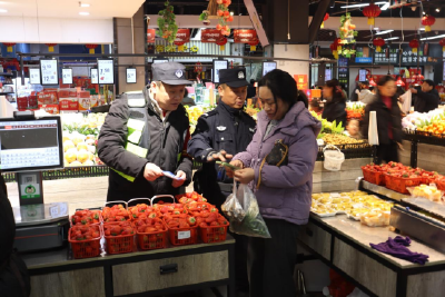 温泉街道黄畈社区：智慧警务暖民心 排查化解护安宁  