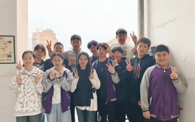 基层人物 | 陈亚：坚守教育理想 书写师者担当