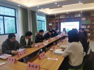 团区委：书香砺初心 青春担使命