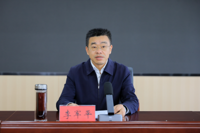 李军平出席区委党校2026年春季主体班开班式并作辅导报告 树立和践行正确政绩观 奋力推动咸安赶超跨越发展