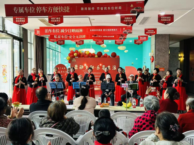 金桂社区：舞动夕阳展风采，乐享生活暖人心