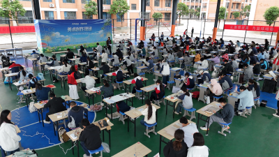 现场画、现场写、现场“扭”，咸安这群伢有“艺”思