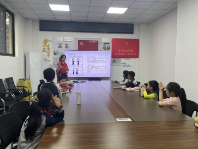 ‌甫兴社区：安全交通  你我“童”行