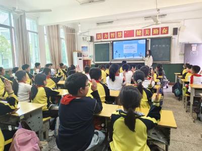 区科协：播撒环保种子 共护美丽家园