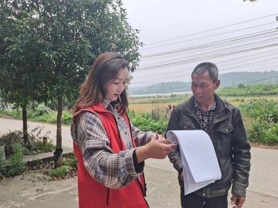 咸安：反诈宣传下乡 守护乡村“钱袋子”