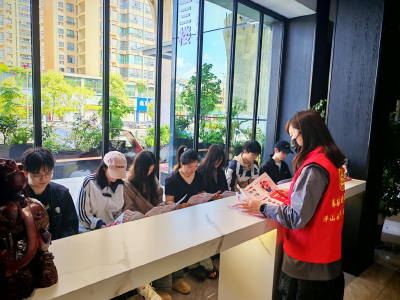 “五一节前禁毒宣传”筑牢重点场所防毒防线通讯员严海燕 陈艺