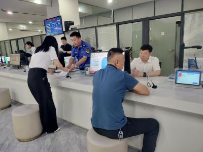 咸安城管：流程“走”得顺 服务“优”起来