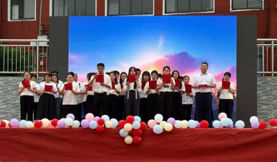 官埠中学：校园文化艺术节燃动初夏时光