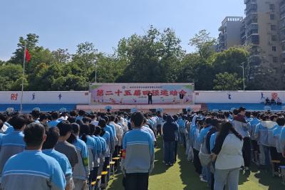 交通安全进校园 警校共筑平安路