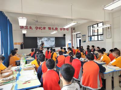区教研室：“五室”联动送教指导 助力乡镇课改提质 