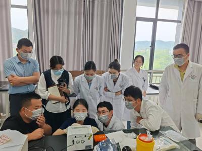 区公共检验检测中心：以训赋能强本领 精准快检守食安