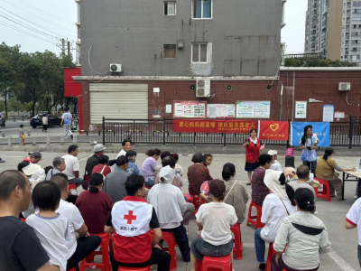 阳光社区：爱心妈妈献温情 便民服务暖人心