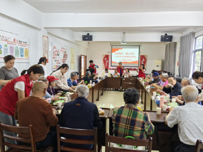温泉街道滨河社区：以爱相伴 暖心同行  