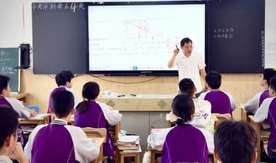 基层人物 | 陈继东：深耕教坛守初心 以德育人担使命