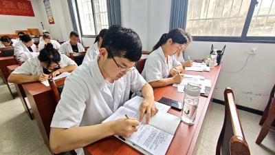 马桥社区开展养老护理员专项技能免费培训