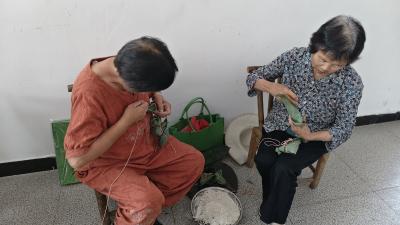高桥镇：粽叶飘香迎端午 文明实践传温情