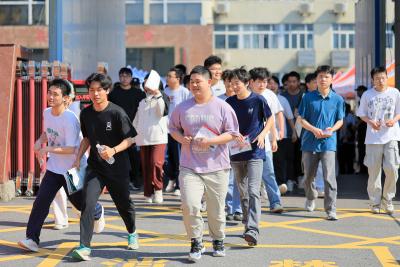 2026高考组图 | 笔落风起，山海新程