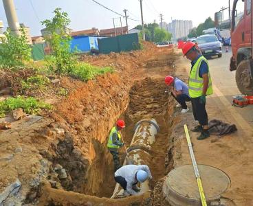 咸安区107国道排水防涝工程稳步推进 民生福祉再升级