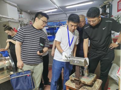 市区市场监管部门开展电子秤专项检查 守护公平交易环境