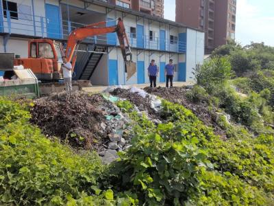 咸安城管开展建筑垃圾专项治理行动 赋能城市精细化治理