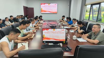 咸安区开展首届医药健康行业“劳模助企行”活动 