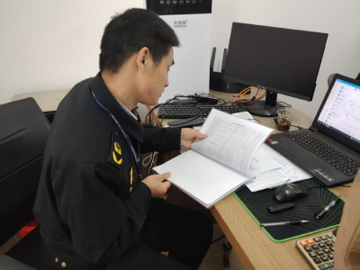 王家桥市场监管所开展校园食品安全整治