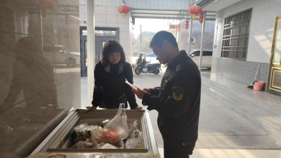 王家桥市场监管所开展餐饮店食品安全检查