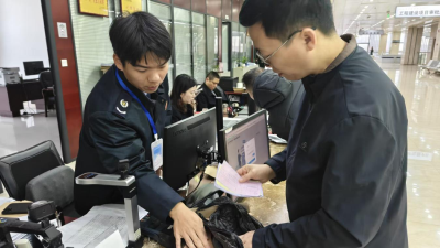 市税务局：线上线下齐发力，暖心服务赢赞誉