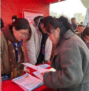 市社保中心：借力“春风”送政策，社保服务暖人心