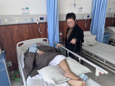 市工伤保险服务中心：温情走访暖人心 从严稽核守基金