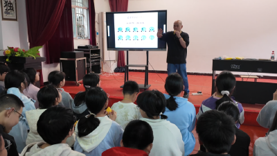 松滋籍知名音乐教育家走进“家乡课堂”