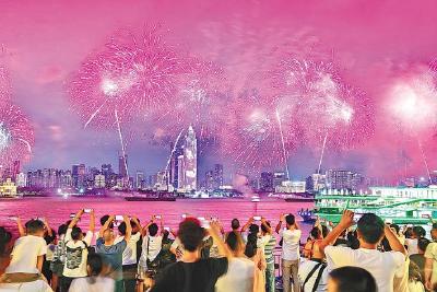 共鉴长江风雅颂 如画江山总待君