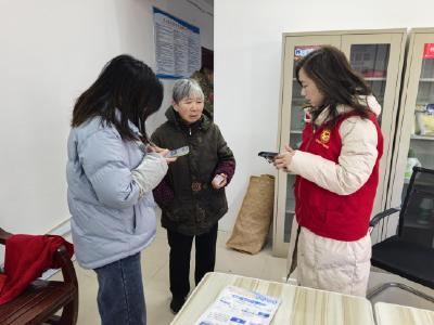 东方路社区：贴心服务解民忧 养老认证暖人心