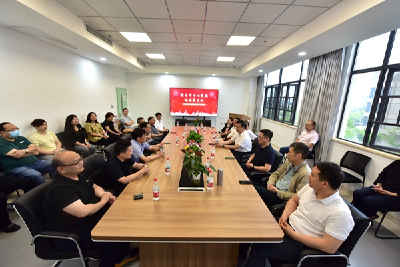 黄石市中心医院综合医疗科正式开科，进一步满足市民群众对优质高效医疗服务的需求
