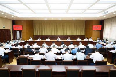 郄英才主持召开市委统一战线和涉新疆工作领导小组2025年第2次会议