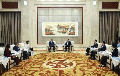 王忠林会见柬埔寨副首相兼教育、青年和体育部大臣韩春那洛 共享机遇 深化合作 为构建新时代全天候中柬命运共同体贡献力量