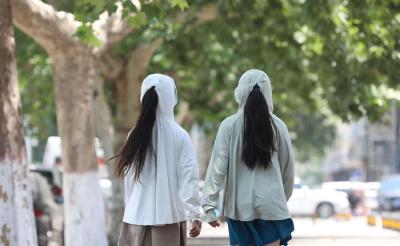 “不防晒的防晒衣”曝光 如何正确挑选防晒衣？