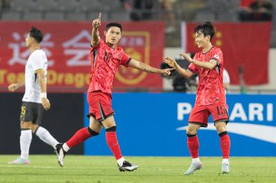 东亚杯首轮中国男足0:3不敌韩国队 
