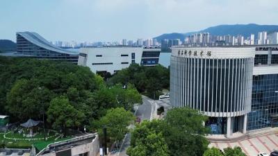 市科技馆：免费开放+延时闭馆 丰富孩子暑期生活 