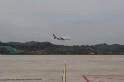 花湖机场正式开通广州—鄂州—哈尔滨航线