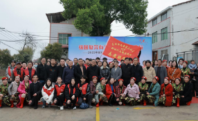 黄州晏家山社区：文艺汇演展文明 志愿服务显风采