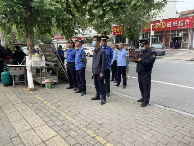 黄州三台河社区： 拆旧房 改造美家园